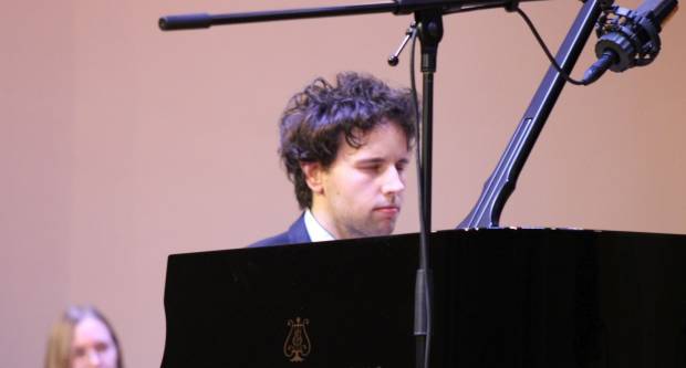 Koncert Aljoše Jurinića povodom inauguracije koncertnog klavira u Glazbenoj školi Požega 16.1.2020.