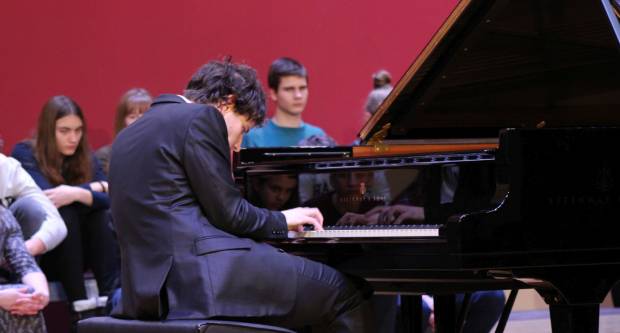 Koncert Aljoše Jurinića povodom inauguracije koncertnog klavira u Glazbenoj školi Požega 16.1.2020.