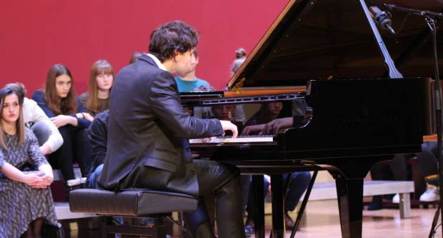 Koncert Aljoše Jurinića povodom inauguracije koncertnog klavira u Glazbenoj školi Požega 16.1.2020.