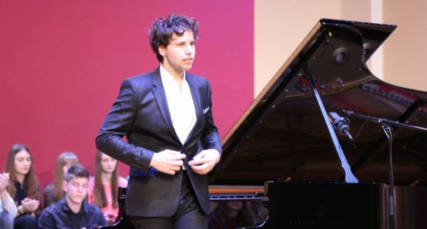 Koncert Aljoše Jurinića povodom inauguracije koncertnog klavira u Glazbenoj školi Požega 16.1.2020.