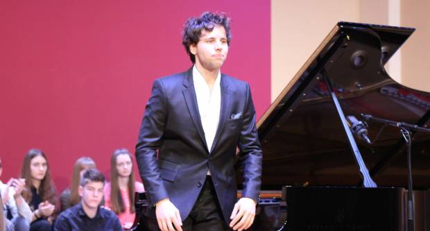 Koncert Aljoše Jurinića povodom inauguracije koncertnog klavira u Glazbenoj školi Požega 16.1.2020.