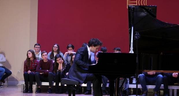 Koncert Aljoše Jurinića povodom inauguracije koncertnog klavira u Glazbenoj školi Požega 16.1.2020.