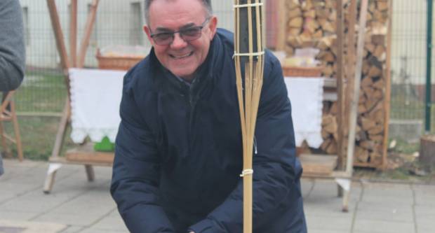 Na Trgu Graševine u Kutjevu održano Kutjevačko Vincelovo