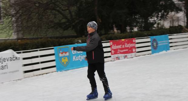 Na Trgu Graševine u Kutjevu održano Kutjevačko Vincelovo