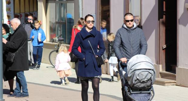 Subotnja sunčana šetnja Požegom 15.2.2020.