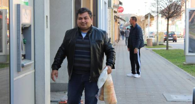 Fotogalerija subotnje šetnje Požegom i Pleternicom, građani se pridržavaju mjera 21.3.2020.