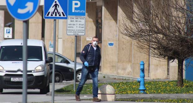 Subotnja šetnja Pleternicom i Požegom za vrijeme koronavirusa, 28.03.2020.