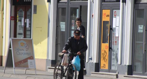 Subotnja šetnja Pleternicom i Požegom za vrijeme koronavirusa, 28.03.2020.