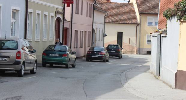 Subotnja šetnja Pleternicom i Požegom za vrijeme koronavirusa, 28.03.2020.