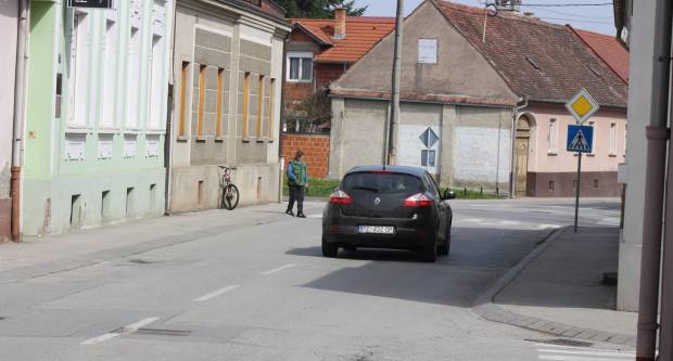 Subotnja šetnja Pleternicom i Požegom za vrijeme koronavirusa, 28.03.2020.