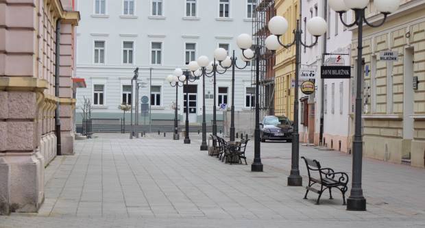 Subotnja šetnja Požegom uoči Uskrsa u doba koronavirusa 11.4.2020.