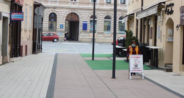 Subotnja šetnja Požegom uoči Uskrsa u doba koronavirusa 11.4.2020.