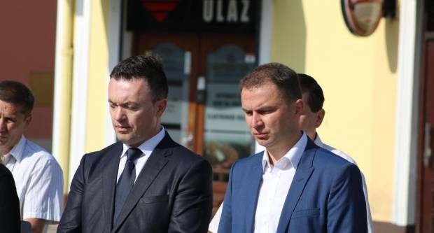 Polaganje vijenaca na Trgu 123. brigade u Požegi povodom Vojno - redarstvene akcije ʺBljesakʺ