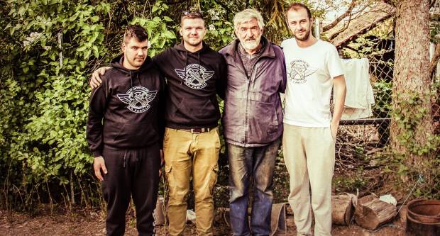 ʺAuto Moto Klub La Familiaʺ pokazao veliko srce i pomogao Požežaninu Nevenu, kojemu je požar uzeo sve što je imao...