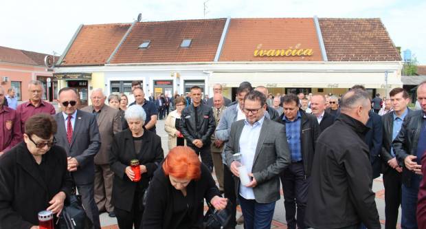 U povodu Dana državnosti RH svečano položeni vijenci na Trgu 123. brigade u Požegi