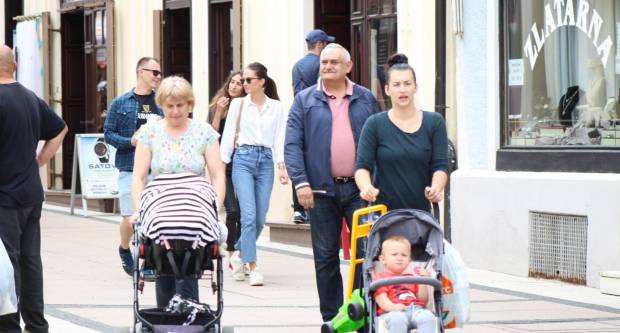 Sunčana subotnja šetnja Požegom 6.6.2020.