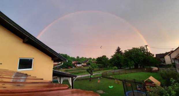 FOTO: Vaše fotografije duge, oblaka i neba od Pleternice do Lipika