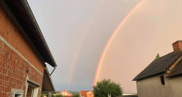 FOTO: Vaše fotografije duge, oblaka i neba od Pleternice do Lipika