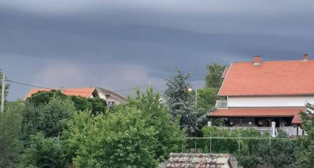 FOTO: Vaše fotografije duge, oblaka i neba od Pleternice do Lipika