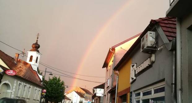 FOTO: Vaše fotografije duge, oblaka i neba od Pleternice do Lipika