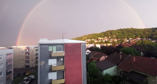 FOTO: Vaše fotografije duge, oblaka i neba od Pleternice do Lipika