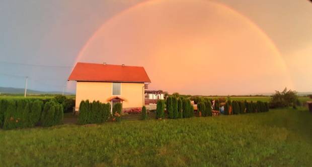 FOTO: Vaše fotografije duge, oblaka i neba od Pleternice do Lipika