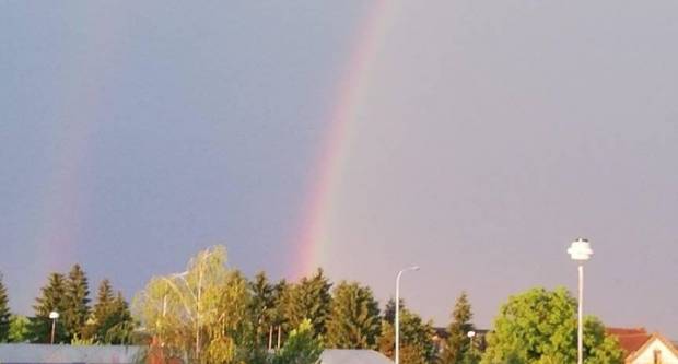FOTO: Vaše fotografije duge, oblaka i neba od Pleternice do Lipika