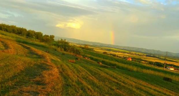 FOTO: Vaše fotografije duge, oblaka i neba od Pleternice do Lipika