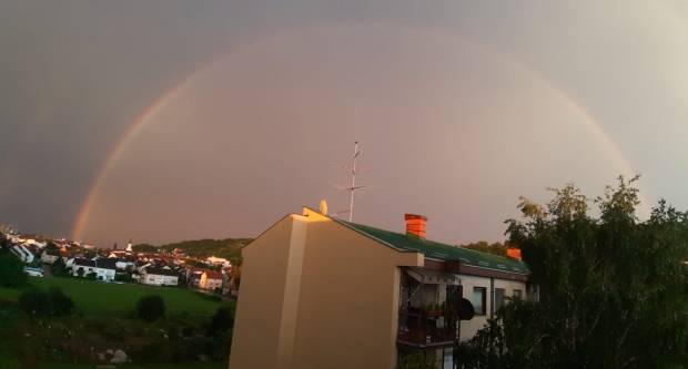 FOTO: Vaše fotografije duge, oblaka i neba od Pleternice do Lipika