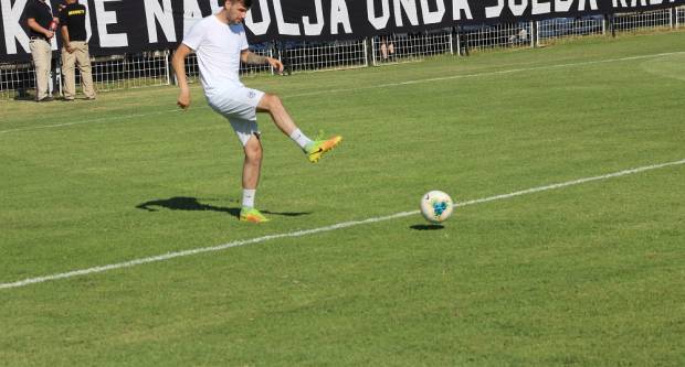 VELIKA FOTOGALERIJA: Sjeverna tribina Stadiona uz Savu puna kao nekada