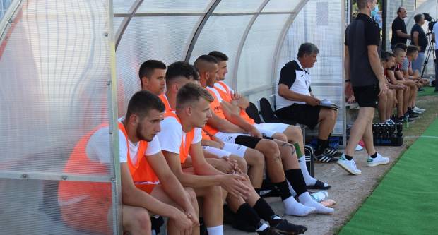 VELIKA FOTOGALERIJA: Sjeverna tribina Stadiona uz Savu puna kao nekada