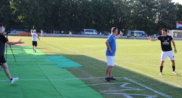 VELIKA FOTOGALERIJA: Sjeverna tribina Stadiona uz Savu puna kao nekada