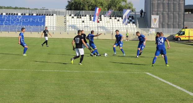VELIKA FOTOGALERIJA: Sjeverna tribina Stadiona uz Savu puna kao nekada