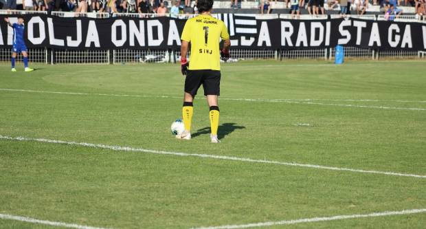 VELIKA FOTOGALERIJA: Sjeverna tribina Stadiona uz Savu puna kao nekada