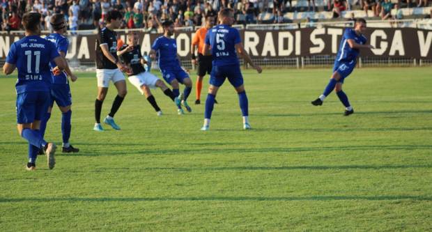 VELIKA FOTOGALERIJA: Sjeverna tribina Stadiona uz Savu puna kao nekada