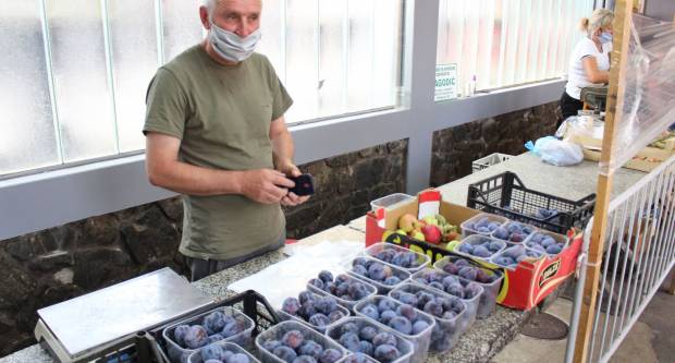 Ponuda četvrtkom na požeškoj tržnici 16.7.2020.