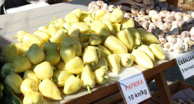 Ponuda četvrtkom na požeškoj tržnici 16.7.2020.