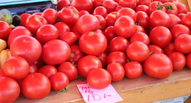 Ponuda četvrtkom na požeškoj tržnici 16.7.2020.