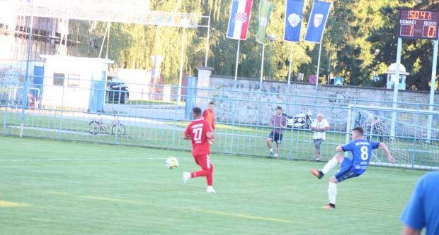 NK Slavoniji tri boda nakon uvjerljive pobjede 2:0 nad NK Vuteks Sloga iz Vukovara 