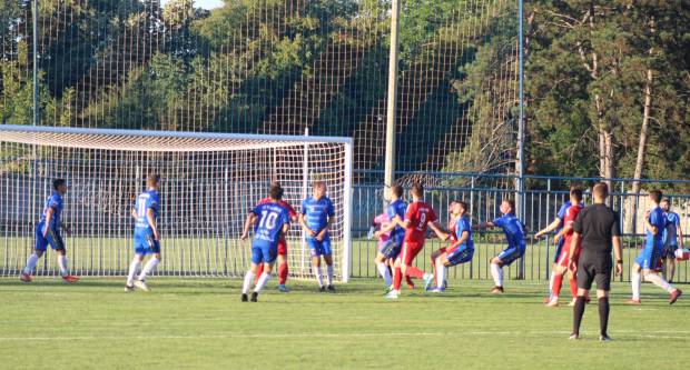NK Slavoniji tri boda nakon uvjerljive pobjede 2:0 nad NK Vuteks Sloga iz Vukovara 