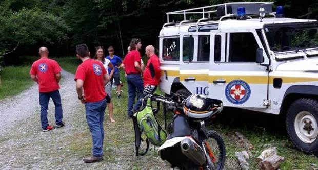 POTRAGA NA PETNJI: Izgubilo se dvoje planinara, nisu imali rasvjetu POTRAGA NA PETNJI: Izgubilo se dvoje planinara, nisu imali rasvjetu