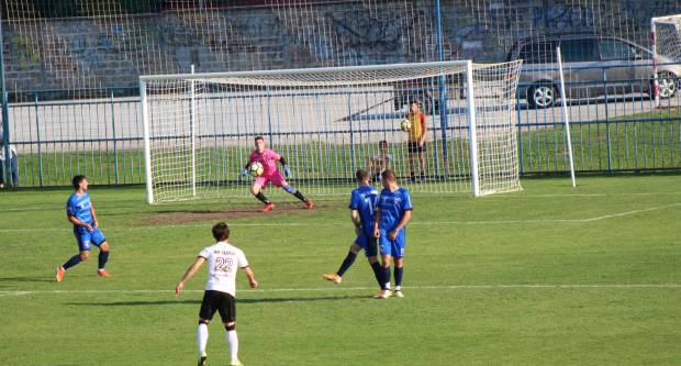 Plavi s Orljave na domaćem terenu prošetali kroz ekipu NK Sloga Nova Gradiška (7:1)