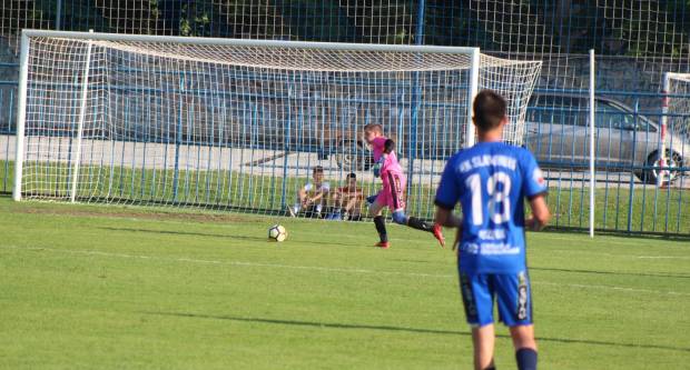 Plavi s Orljave na domaćem terenu prošetali kroz ekipu NK Sloga Nova Gradiška (7:1)