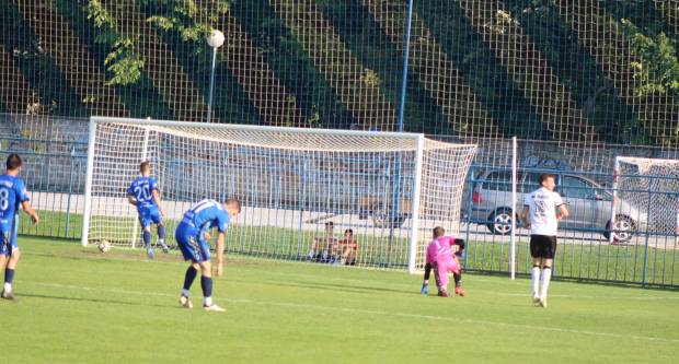 Plavi s Orljave na domaćem terenu prošetali kroz ekipu NK Sloga Nova Gradiška (7:1)