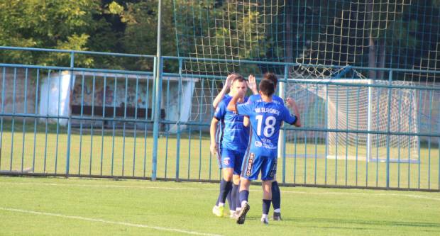 Plavi s Orljave na domaćem terenu prošetali kroz ekipu NK Sloga Nova Gradiška (7:1)