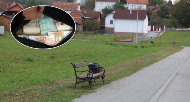 Časni i pošteni: Pakrački srednjoškolci pronašli pa vratili torbu s novcima i dokumentima Časni i pošteni: Pakrački srednjoškolci pronašli pa vratili torbu s novcima i dokumentima