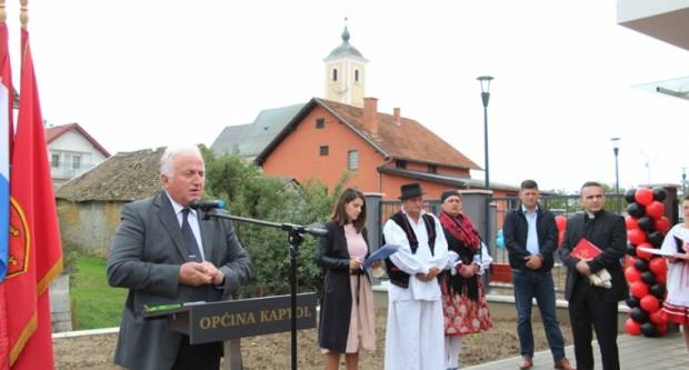 Svečano otvaranje Dječjeg vrtića ʺBambiʺ u Kaptolu vrijednog 6,7 milijuna kuna Svečano otvaranje Dječjeg vrtića ʺBambiʺ u Kaptolu vrijednog 6,7 milijuna kuna