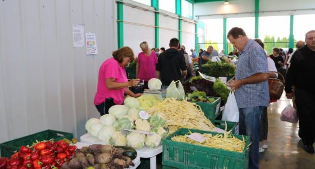 Obavijest OPG-ovima - U Pakracu subotom besplatno prodavajte na tržnici Obavijest OPG-ovima - U Pakracu subotom besplatno prodavajte na tržnici