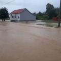 Zbog obilne kiše, poplave prijete obiteljskim kućama u N. Bešincima: ʺMi ovako više ne možemo živjeti!ʺ