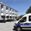 Uhićen 39-godišnjak koji je u Vetovu vrijeđao policiju